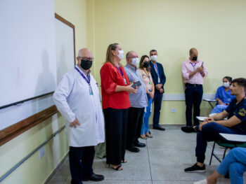 Alunos do Internato de Medicina do UNICEPLAC são recepcionados no HRG